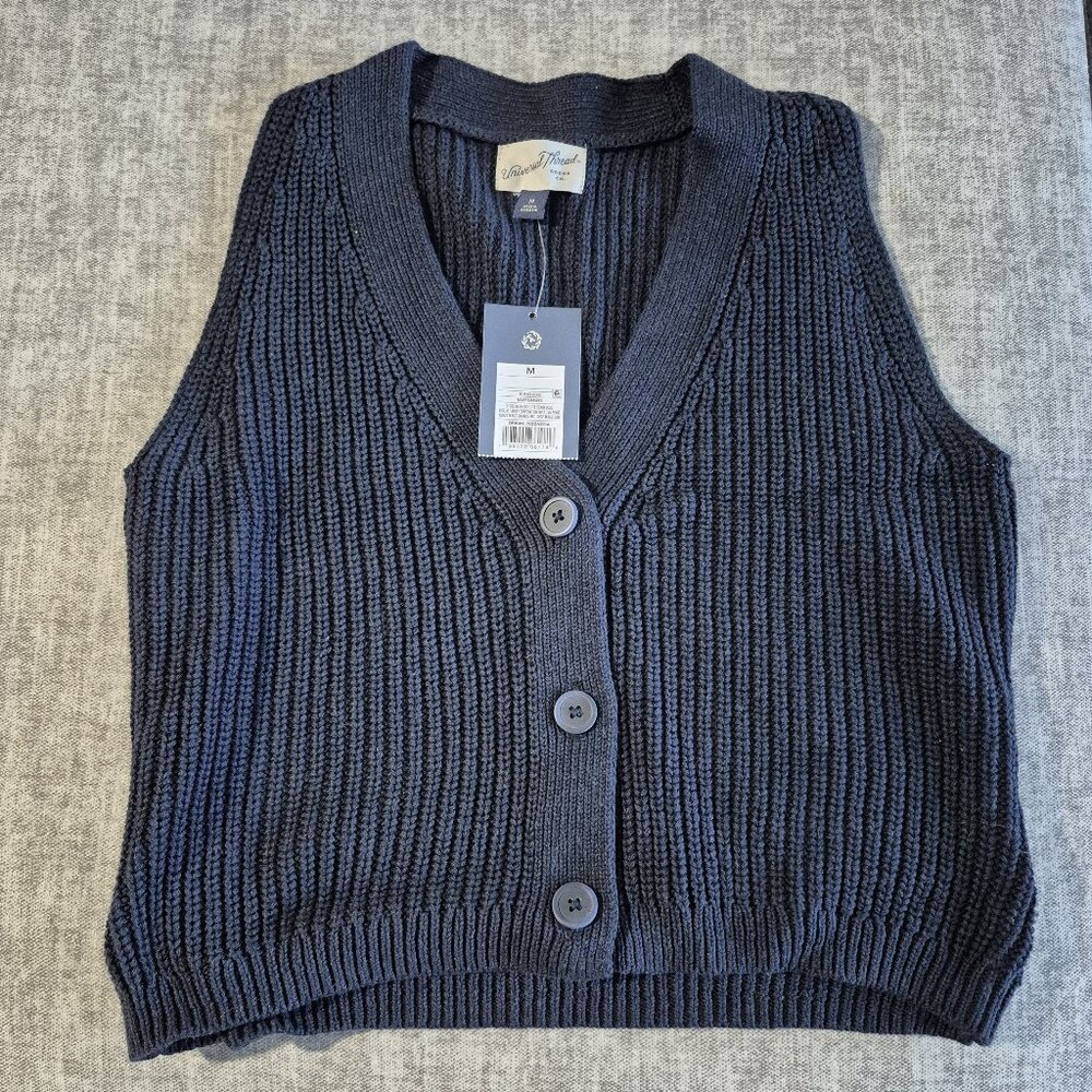 Universal Thread Goods Co. Navy Button‑Front Knit Vest – Women’s Medium (NWT)